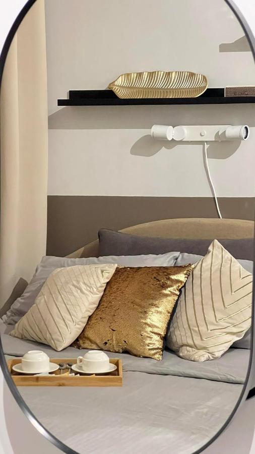 Taguig Budget Airbnb With Amenities Near Bgc And Airport Manila