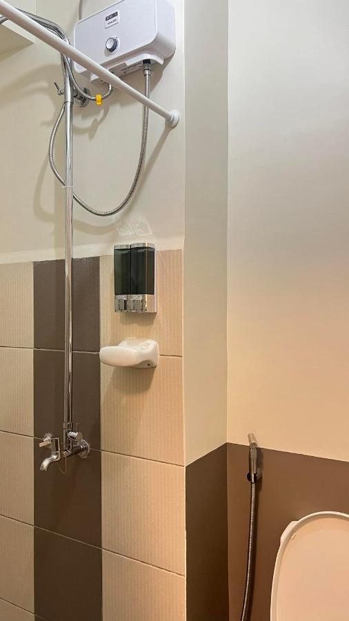 Apartment Taguig Budget Airbnb With Amenities Near Bgc And Airport *