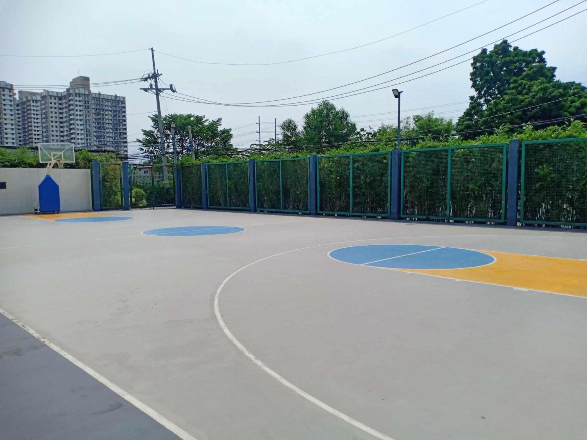 Apartment Taguig Budget Airbnb With Amenities Near Bgc And Airport *