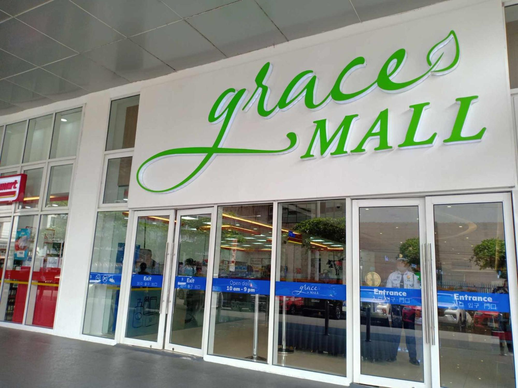 Taguig Budget Airbnb With Amenities Near Bgc And Airport *